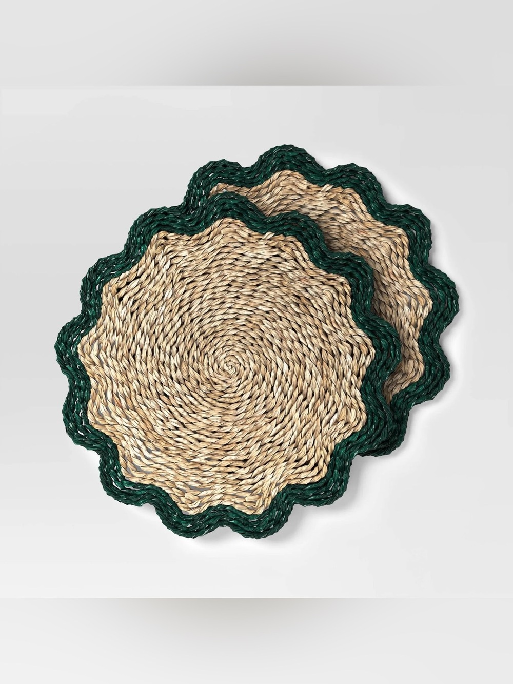 Threshold designed w/Studio
McGee 2pk Woven Charger Scallop Green - Threshold™